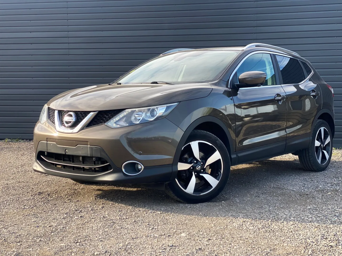 Cumpara/ Vinde online Nissan Qashqai 2015 SH, la cel mai bun pret pentru tine!
