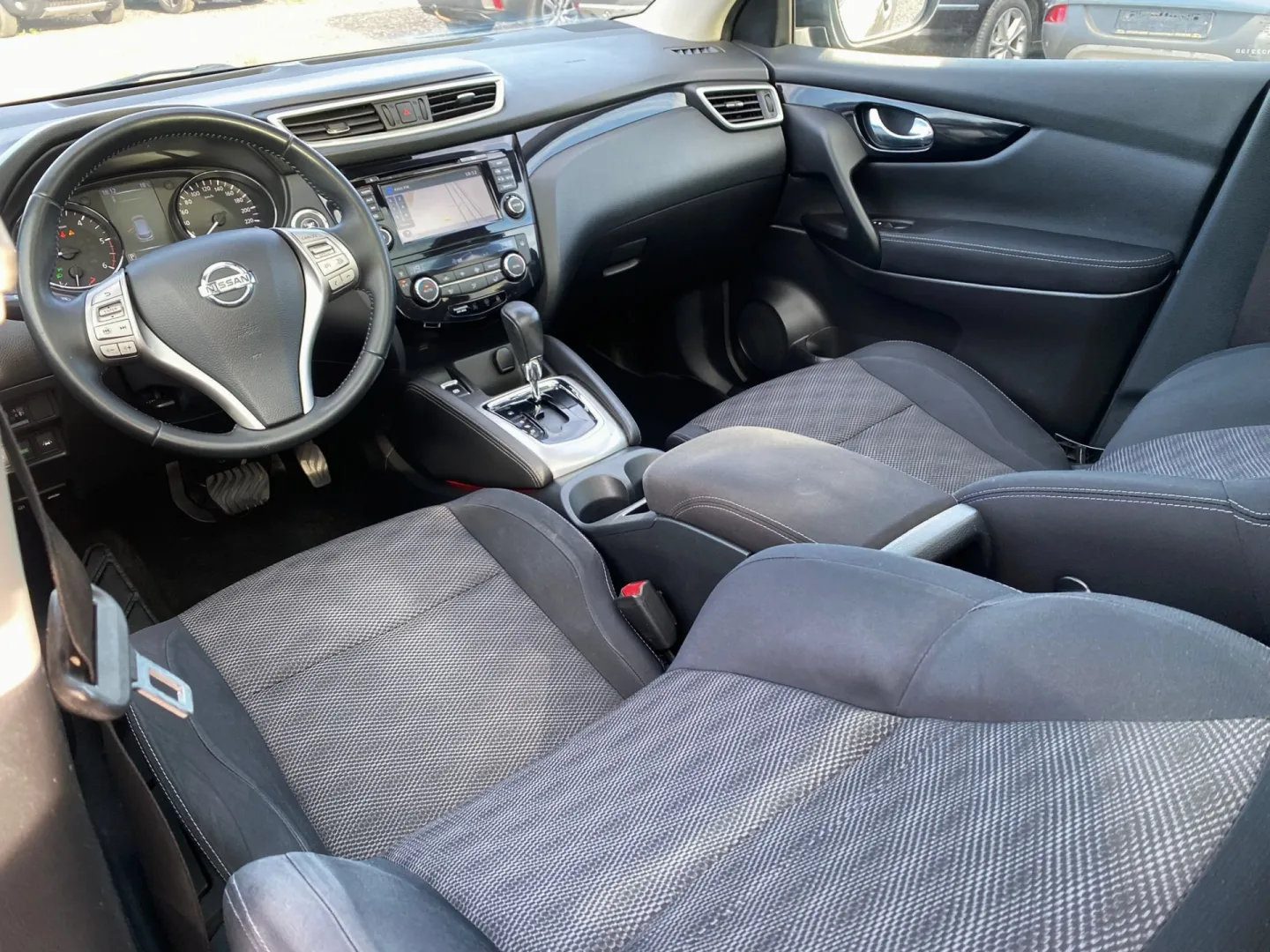 Cumpara/ Vinde online Nissan Qashqai 2015 SH, la cel mai bun pret pentru tine!