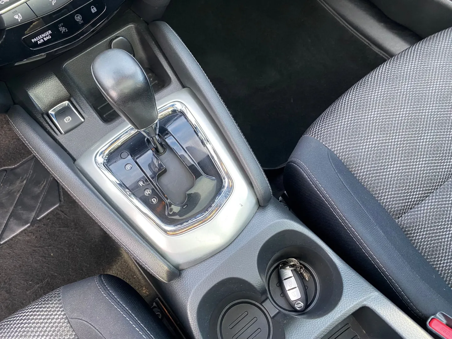 Cumpara/ Vinde online Nissan Qashqai 2015 SH, la cel mai bun pret pentru tine!