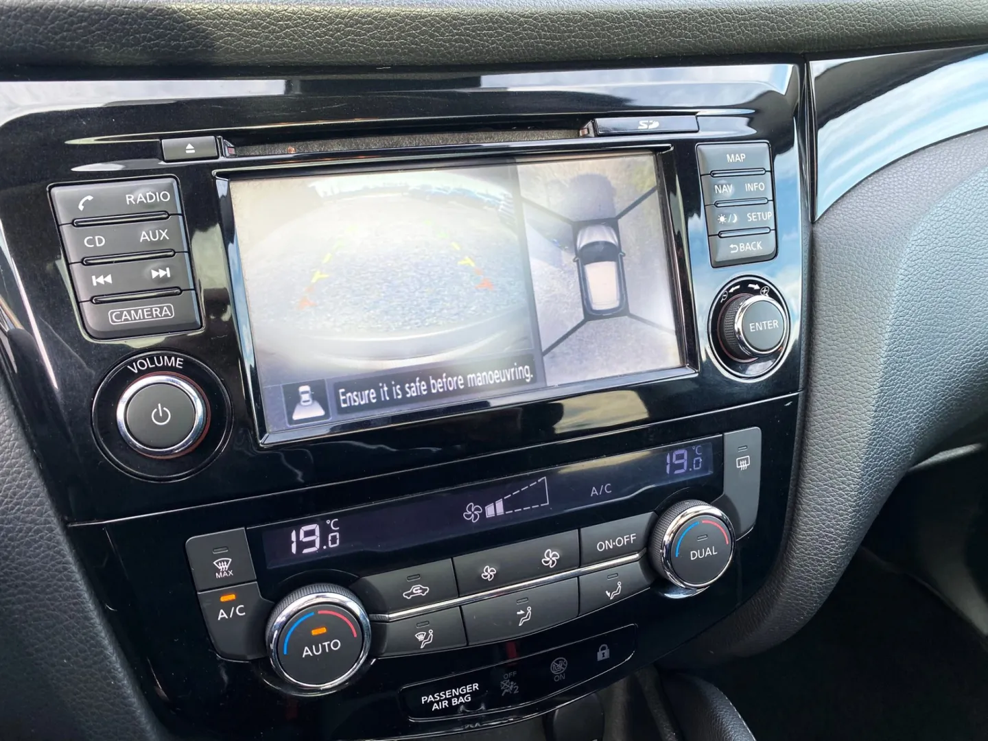 Cumpara/ Vinde online Nissan Qashqai 2015 SH, la cel mai bun pret pentru tine!