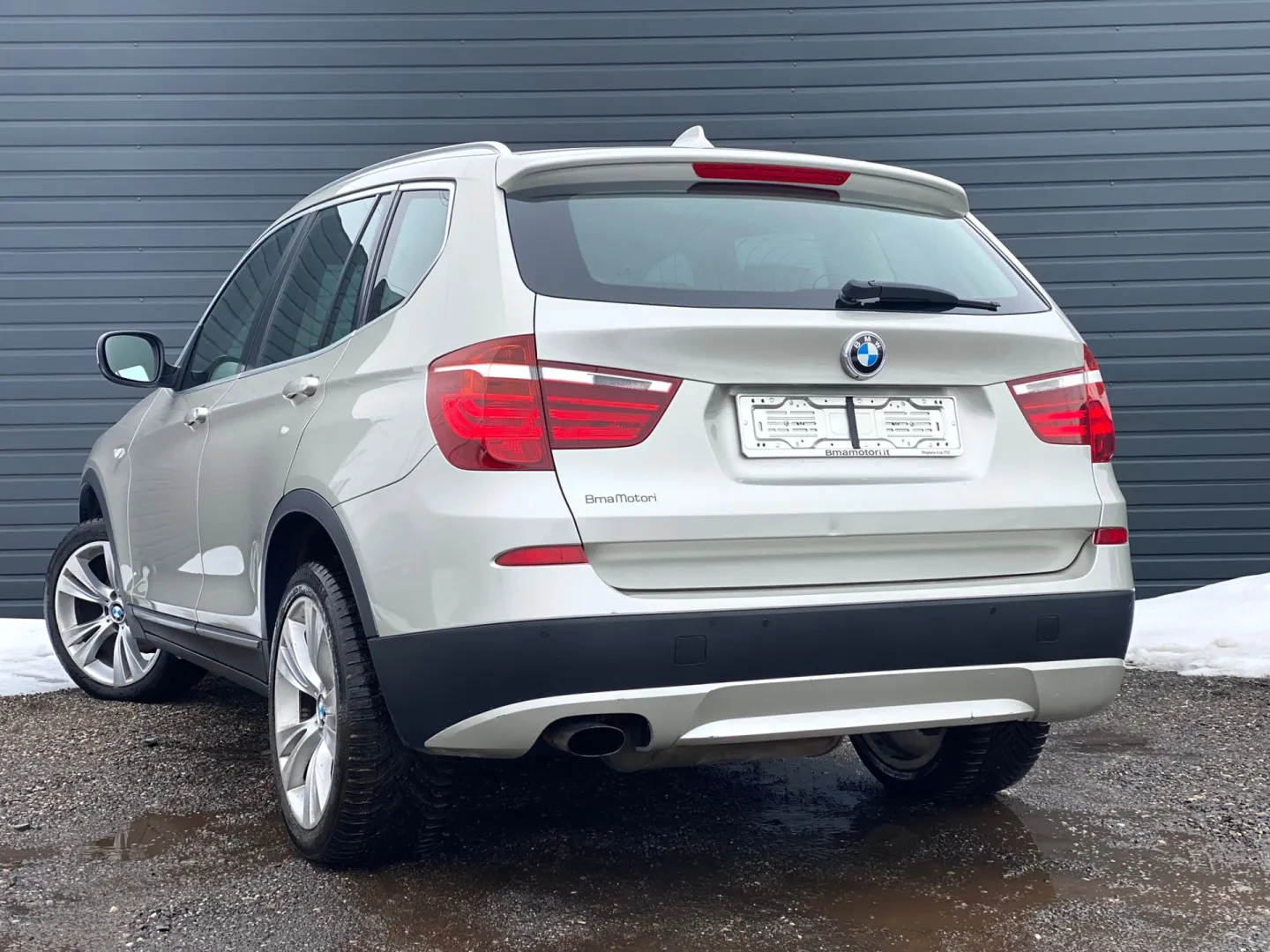 Cumpara/ Vinde online BMW X3 2011 SH, la cel mai bun pret pentru tine!
