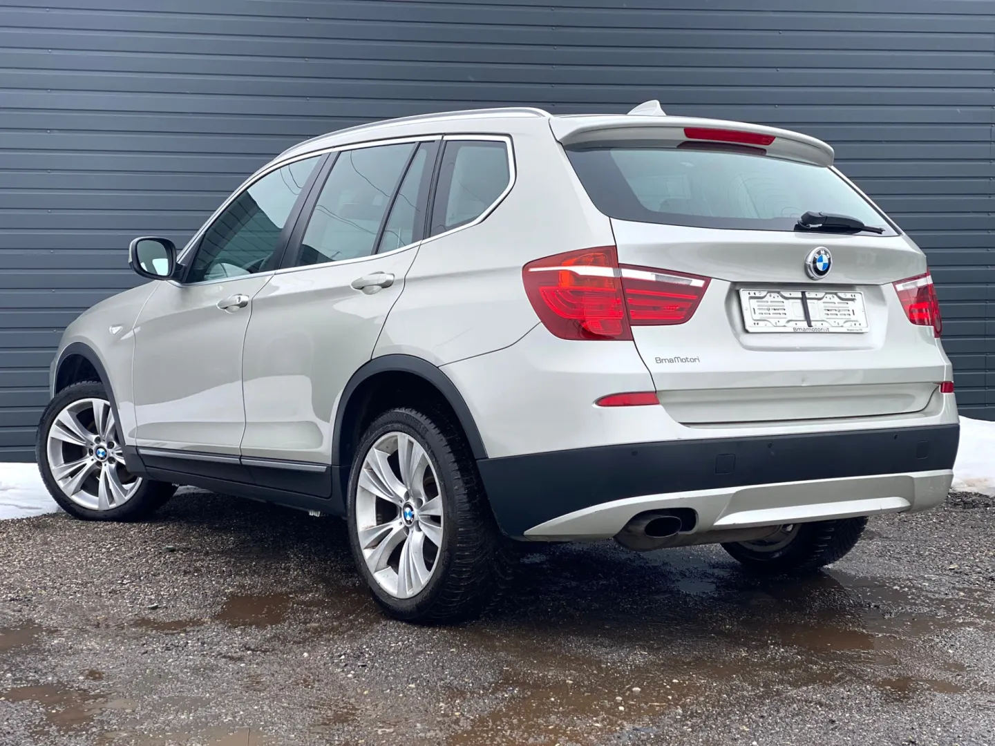 Cumpara/ Vinde online BMW X3 2011 SH, la cel mai bun pret pentru tine!