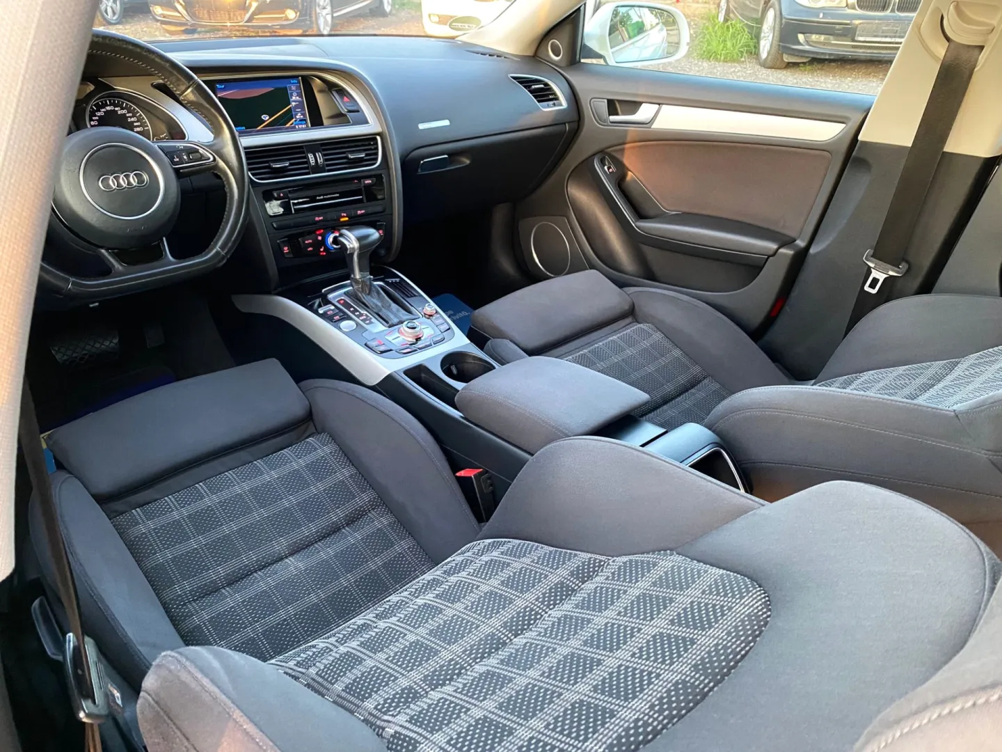 Cumpara/ Vinde online Audi A5 2015 SH, la cel mai bun pret pentru tine!