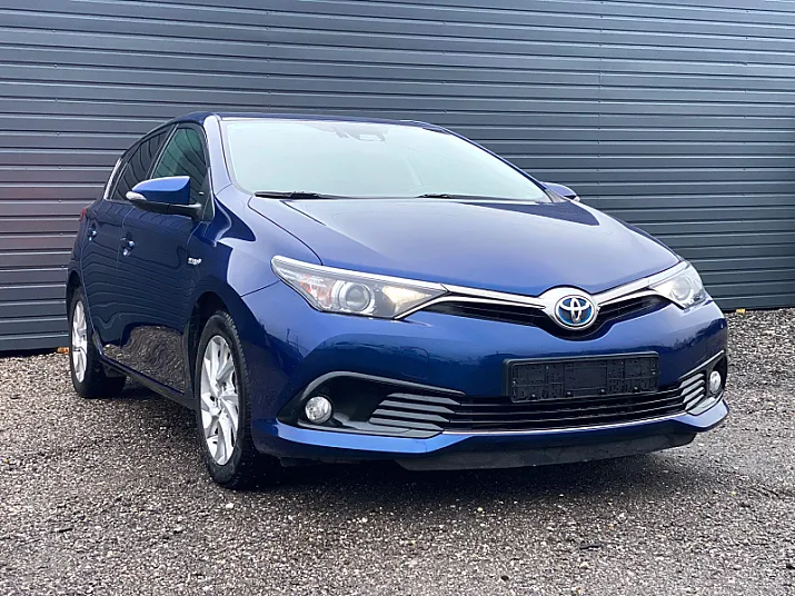 Cumpără / Vinde Toyota Auris 2017 SH, la cel mai bun pret pentru tine!