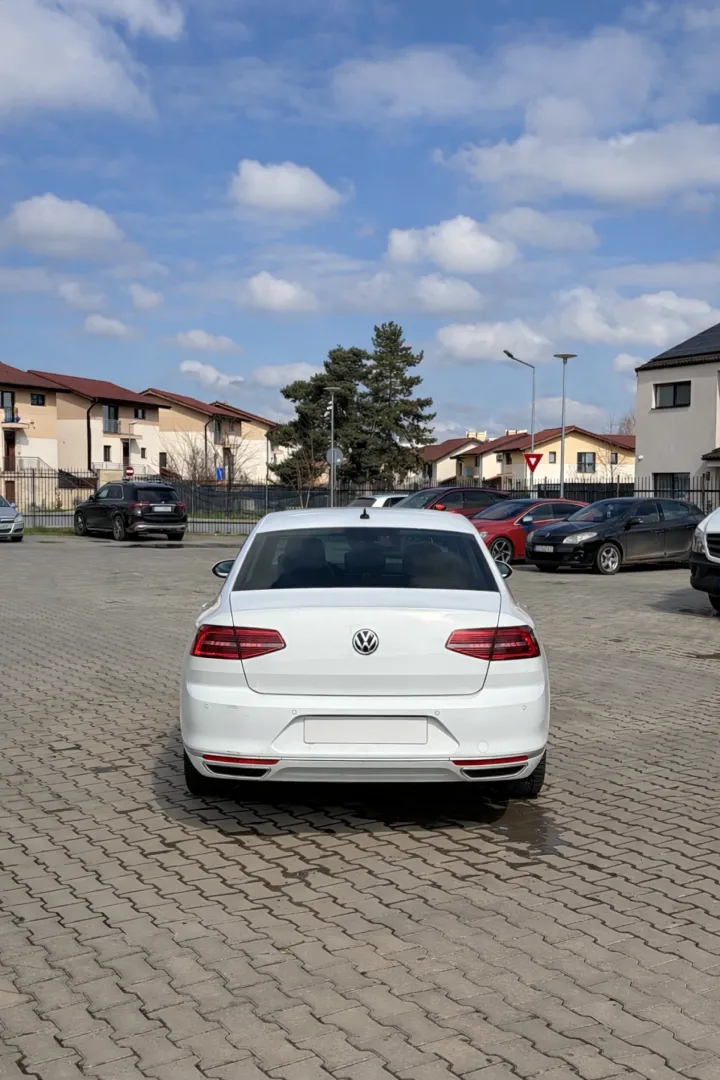 Cumpara/ Vinde online Volkswagen Passat 2018 SH, la cel mai bun pret pentru tine!