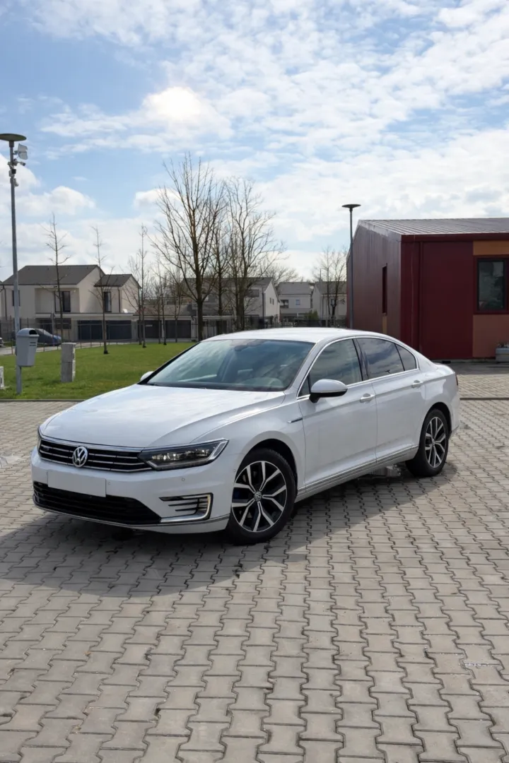 Cumpara/ Vinde online Volkswagen Passat 2018 SH, la cel mai bun pret pentru tine!