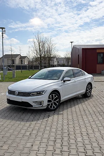Cumpără / Vinde Volkswagen Passat 2018 SH, la cel mai bun pret pentru tine!