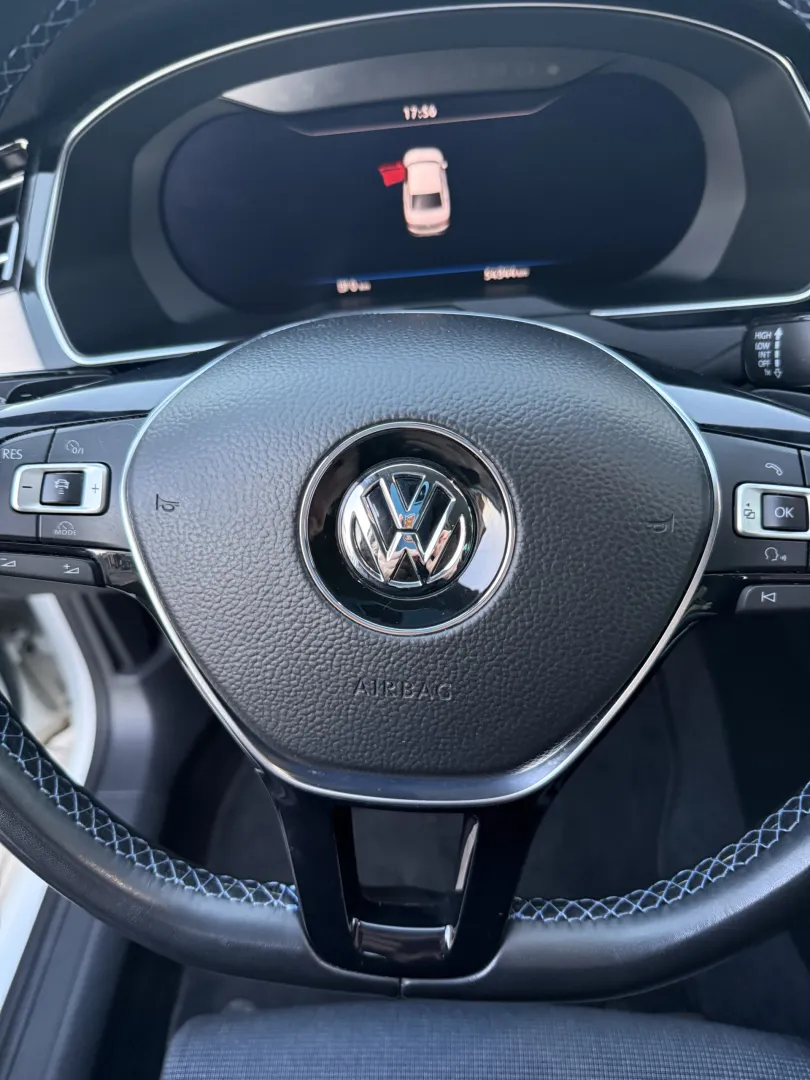 Cumpara/ Vinde online Volkswagen Passat 2018 SH, la cel mai bun pret pentru tine!