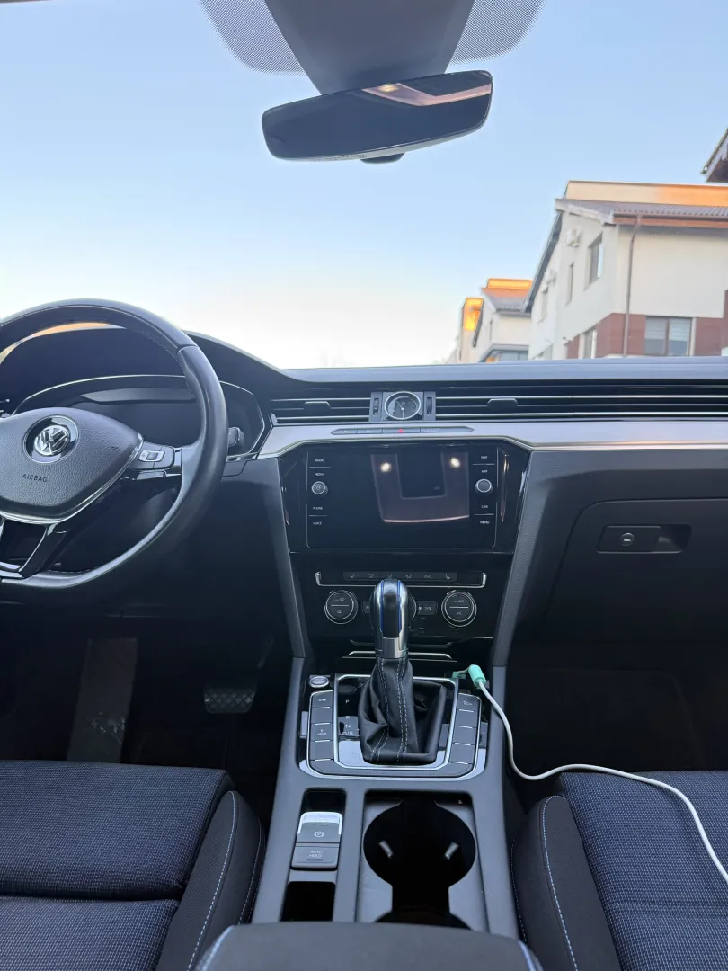 Cumpara/ Vinde online Volkswagen Passat 2018 SH, la cel mai bun pret pentru tine!