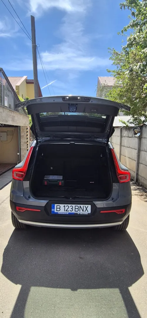 Cumpara/ Vinde online Volvo XC40 2020 SH, la cel mai bun pret pentru tine!