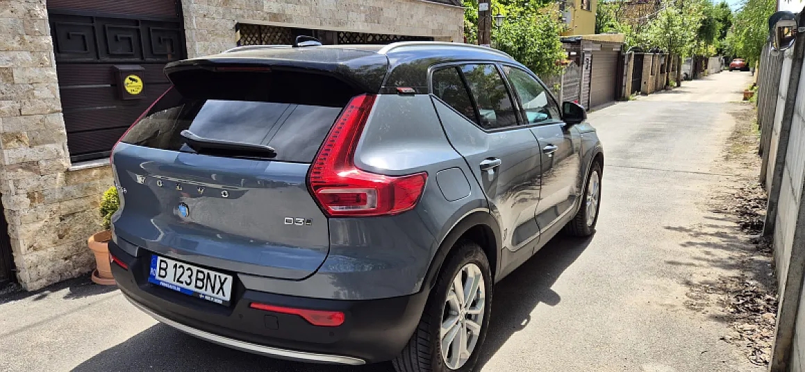 Cumpără / Vinde Volvo XC40 2020 SH, la cel mai bun pret pentru tine!