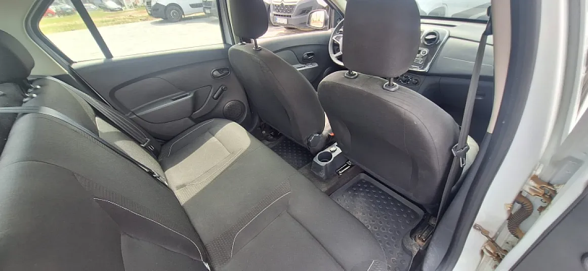 Cumpără / Vinde Dacia Logan 2020 SH, la cel mai bun pret pentru tine!