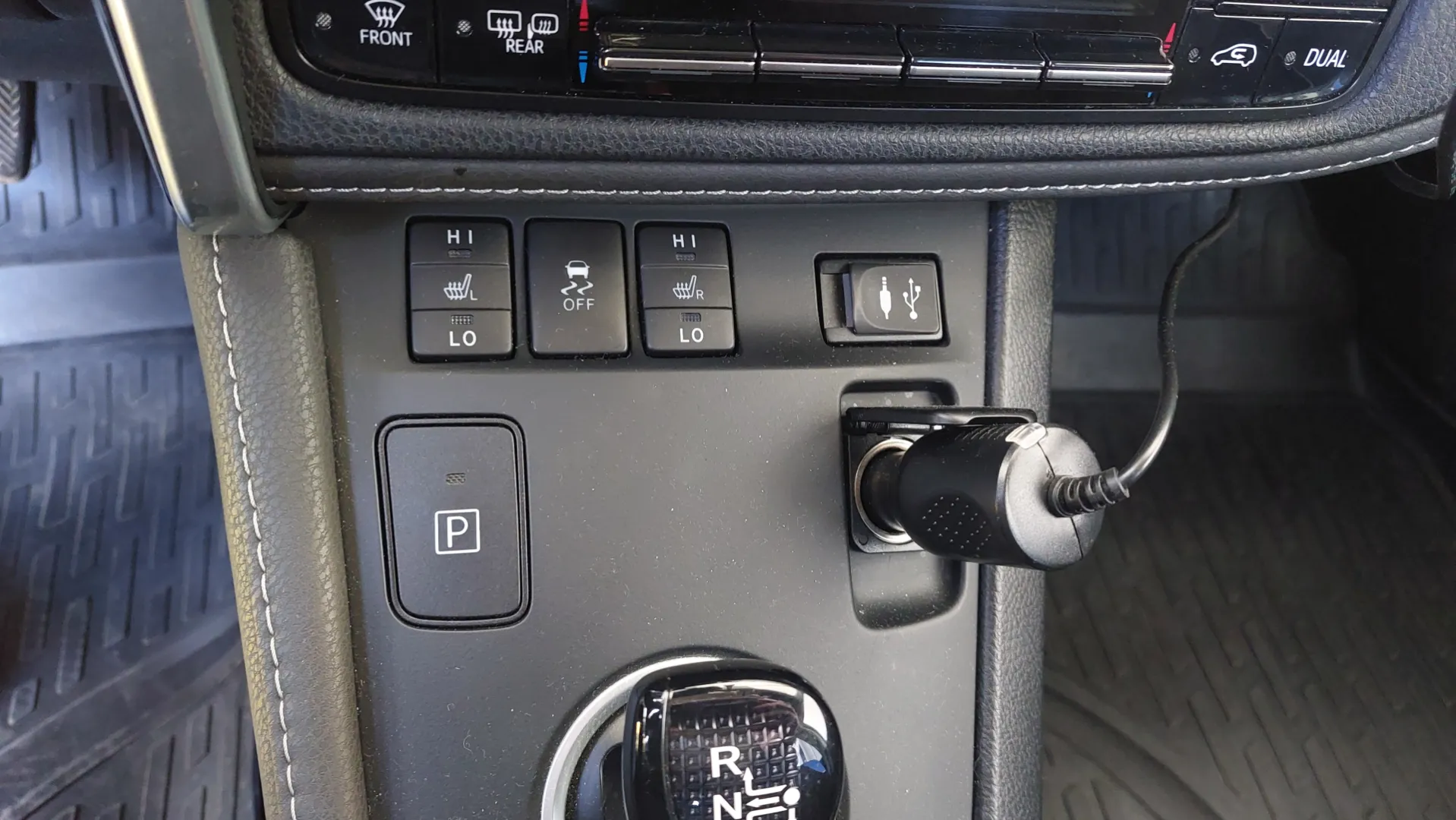 Cumpara/ Vinde online Toyota Auris 2017 SH, la cel mai bun pret pentru tine!