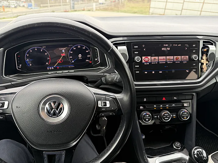 Cumpără / Vinde Volkswagen T-Roc 2019 SH, la cel mai bun pret pentru tine!