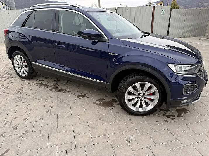 Cumpără / Vinde Volkswagen T-Roc 2019 SH, la cel mai bun pret pentru tine!