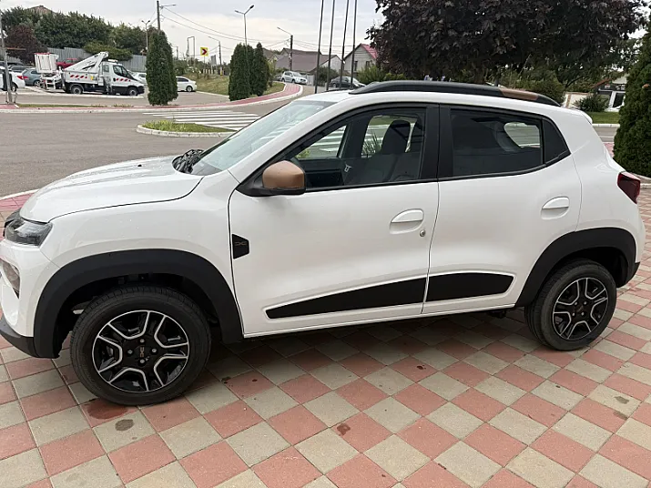 Cumpără / Vinde Dacia Spring 2023 SH, la cel mai bun pret pentru tine!
