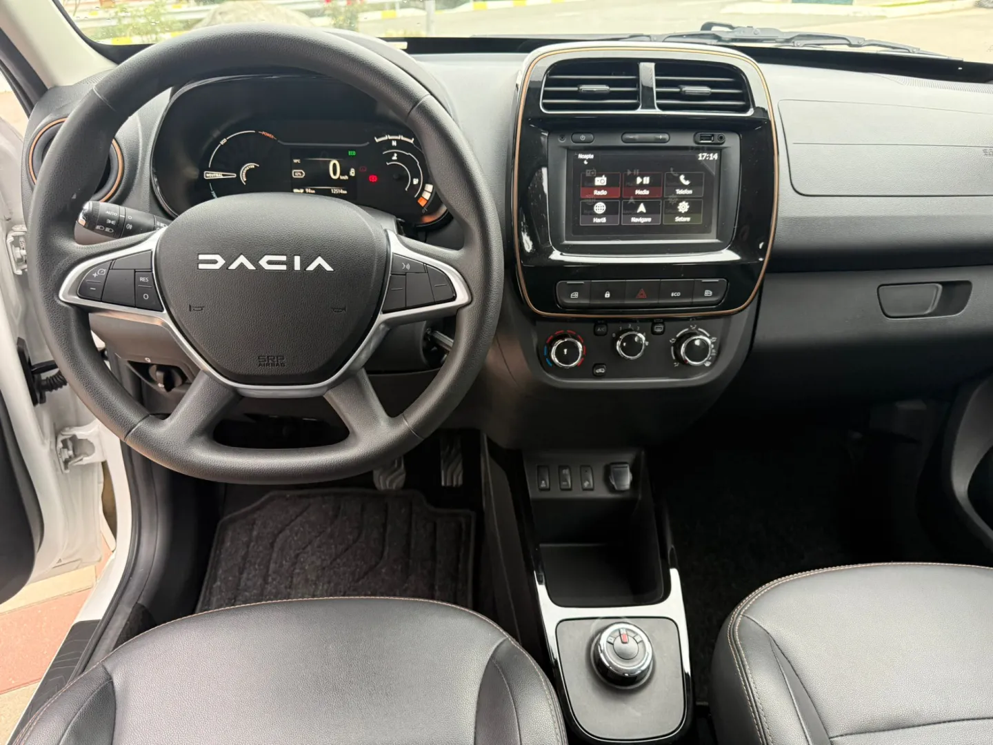 Cumpara/ Vinde online Dacia Spring 2023 SH, la cel mai bun pret pentru tine!
