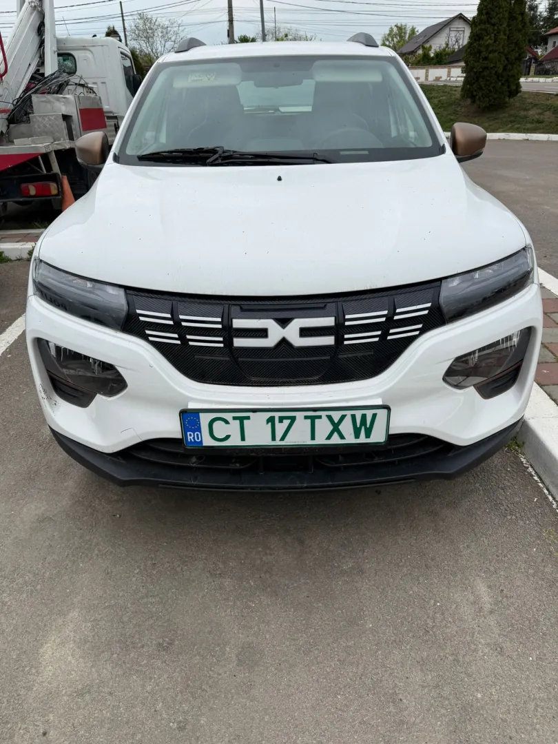 Cumpara/ Vinde online Dacia Spring 2023 SH, la cel mai bun pret pentru tine!