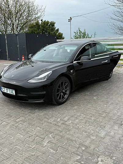 Cumpără / Vinde Tesla Model 3 2020 SH, la cel mai bun pret pentru tine!