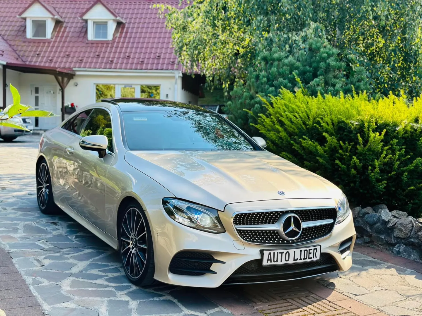 Cumpara/ Vinde online Mercedes-Benz E-Class 2018 SH, la cel mai bun pret pentru tine!