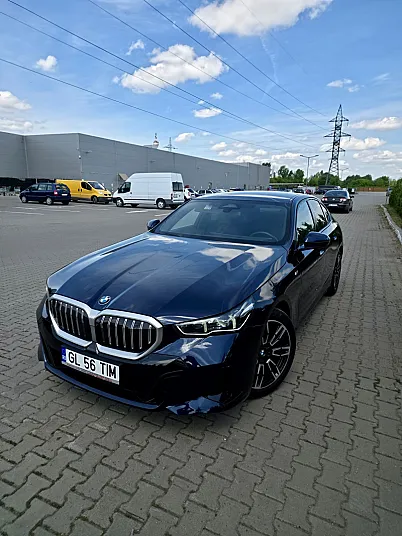 Cumpără / Vinde BMW 520 2024 SH, la cel mai bun pret pentru tine!
