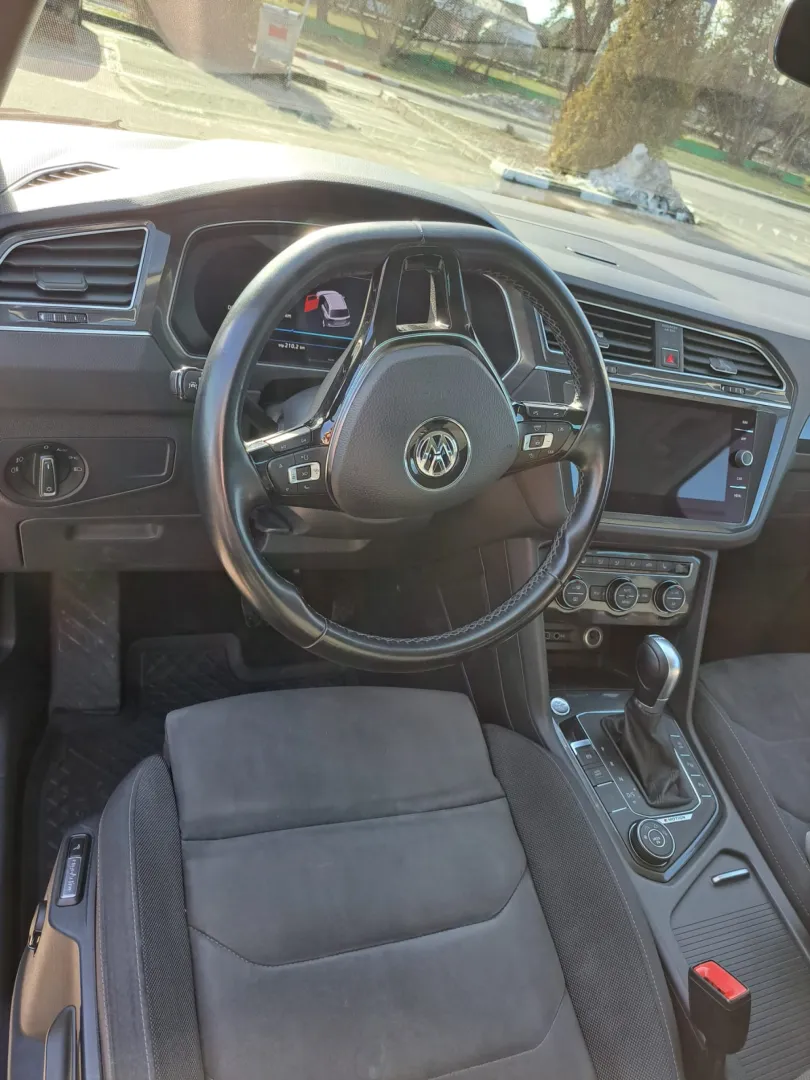 Cumpara/ Vinde online Volkswagen Tiguan 2017 SH, la cel mai bun pret pentru tine!