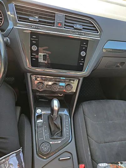 Cumpără / Vinde Volkswagen Tiguan 2017 SH, la cel mai bun pret pentru tine!