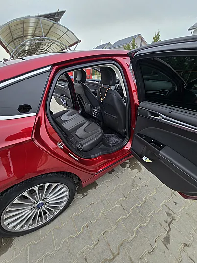 Cumpără / Vinde Ford Mondeo 2017 SH, la cel mai bun pret pentru tine!