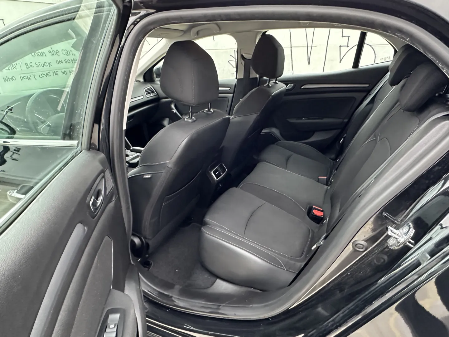 Cumpara/ Vinde online Renault  Megane 2020 SH, la cel mai bun pret pentru tine!