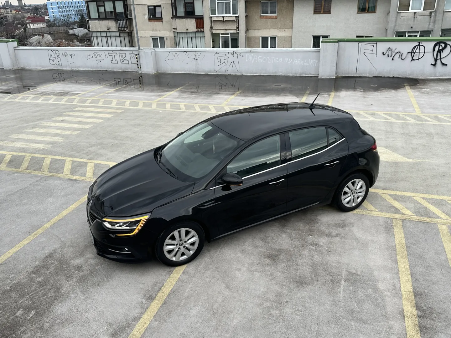 Cumpara/ Vinde online Renault  Megane 2020 SH, la cel mai bun pret pentru tine!