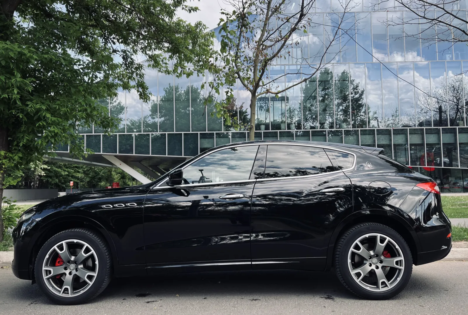 Cumpara/ Vinde online Maserati Levante 2020 SH, la cel mai bun pret pentru tine!