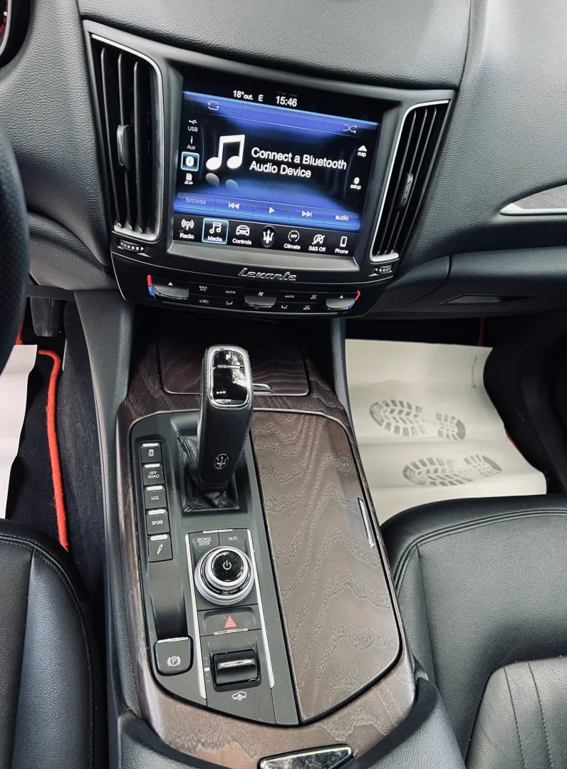 Cumpara/ Vinde online Maserati Levante 2020 SH, la cel mai bun pret pentru tine!
