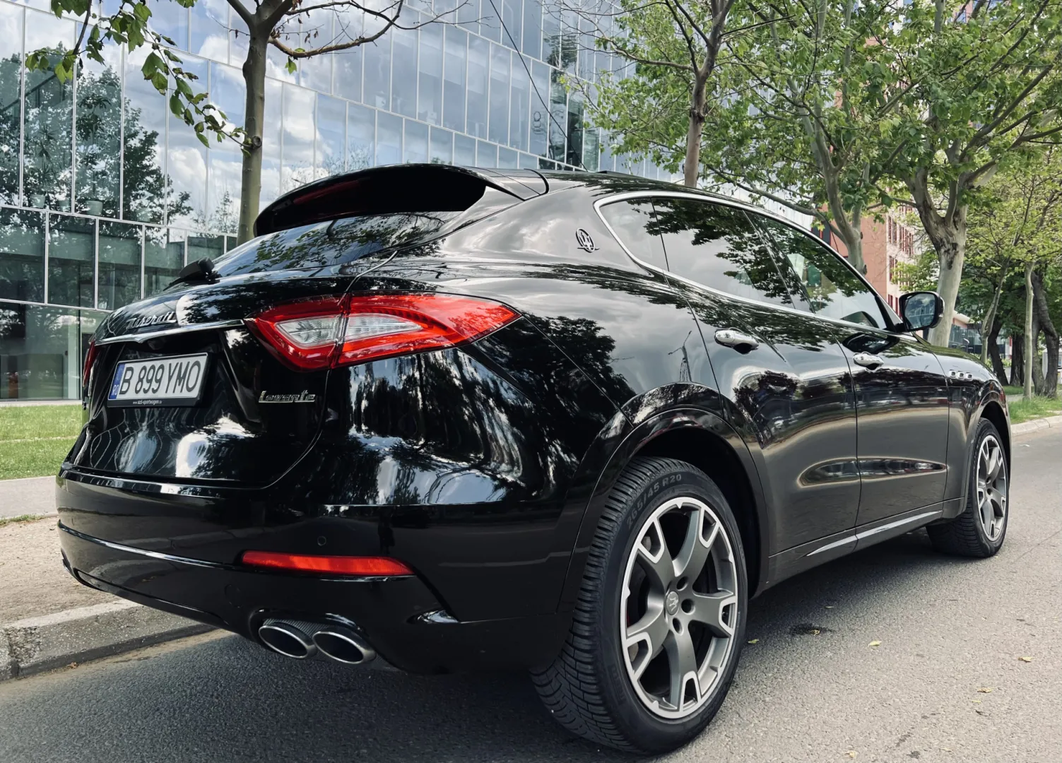 Cumpara/ Vinde online Maserati Levante 2020 SH, la cel mai bun pret pentru tine!