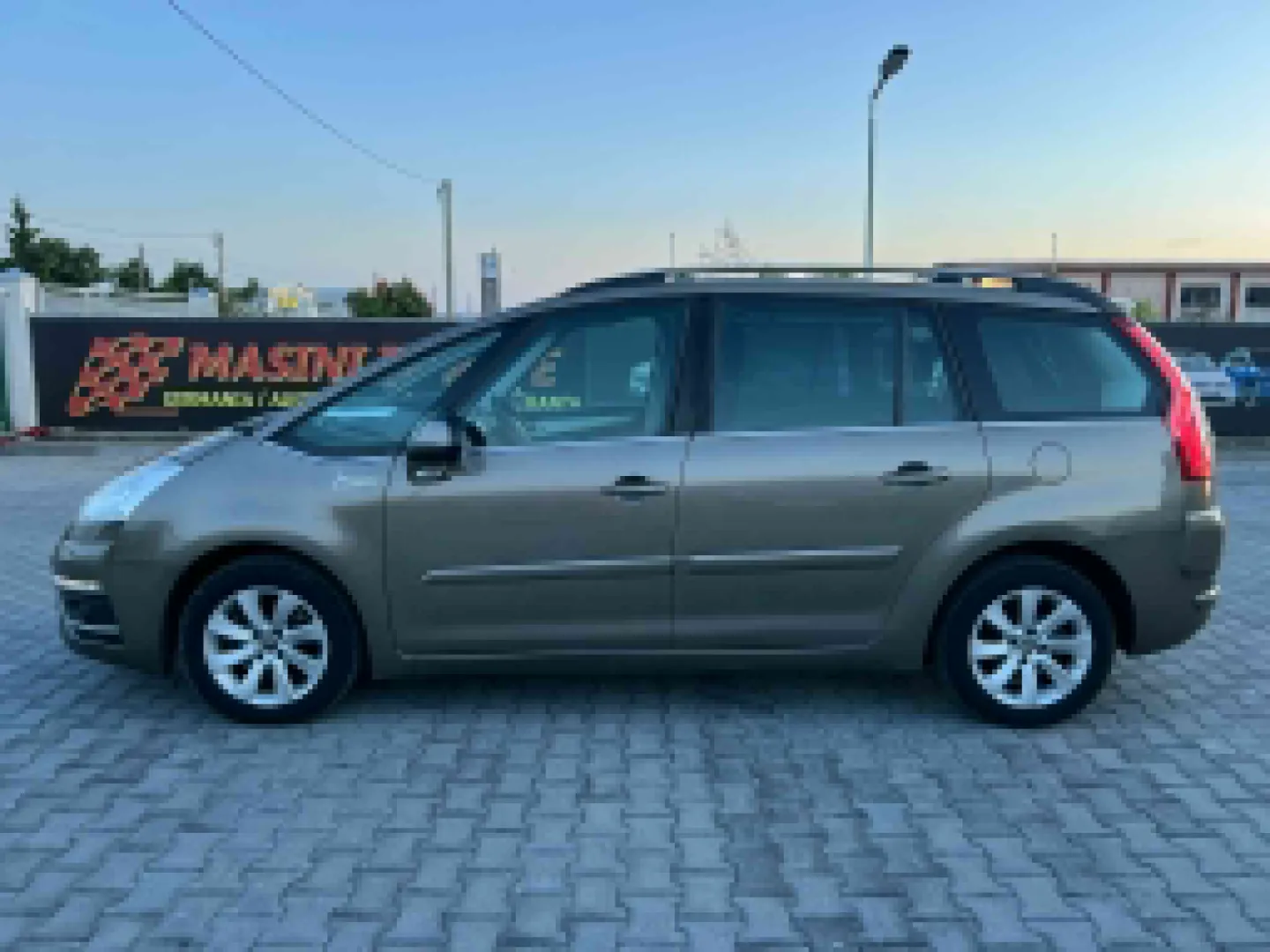 Cumpara/ Vinde online Citroen Grand C4 Picasso Space Tourer 2011 SH, la cel mai bun pret pentru tine!