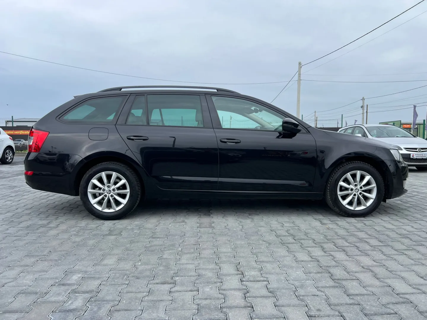 Cumpara/ Vinde online Skoda Octavia 2016 SH, la cel mai bun pret pentru tine!