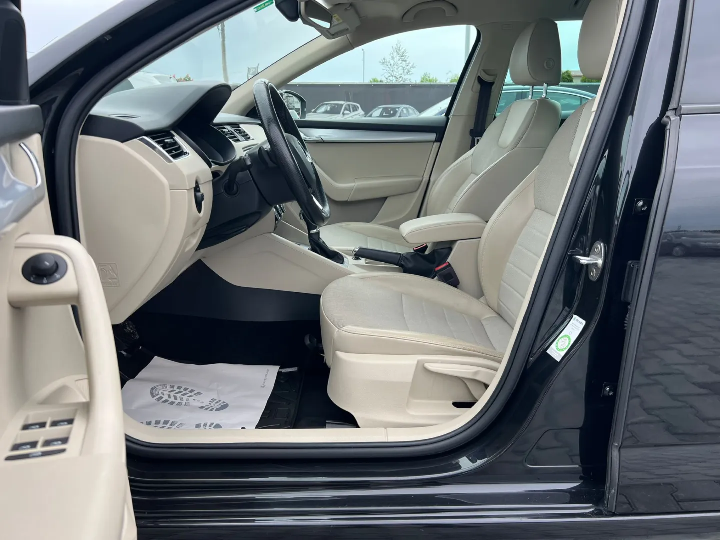 Cumpara/ Vinde online Skoda Octavia 2016 SH, la cel mai bun pret pentru tine!