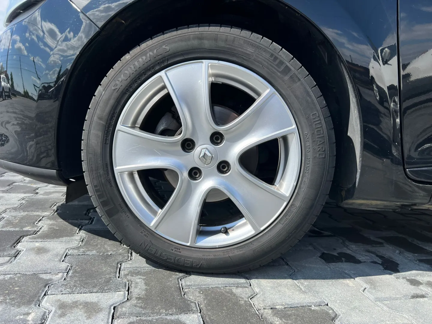 Cumpara/ Vinde online Renault  Clio 2014 SH, la cel mai bun pret pentru tine!