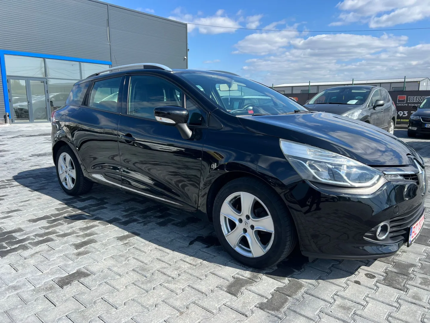 Cumpara/ Vinde online Renault  Clio 2014 SH, la cel mai bun pret pentru tine!