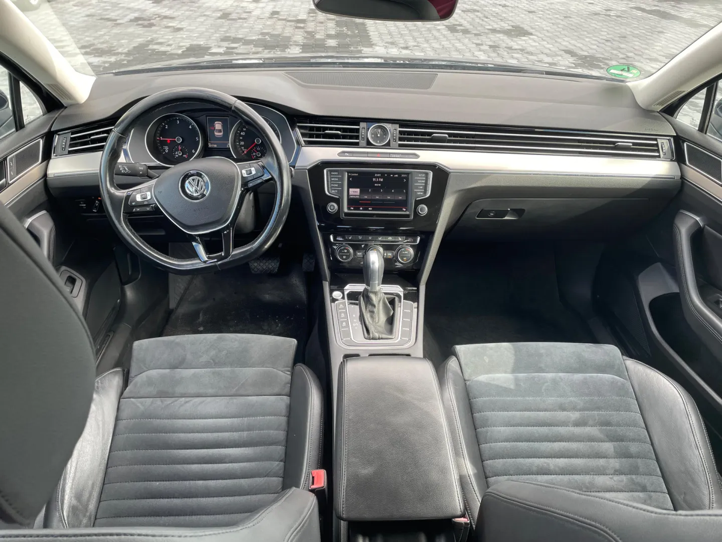 Cumpara/ Vinde online Volkswagen Passat 2015 SH, la cel mai bun pret pentru tine!