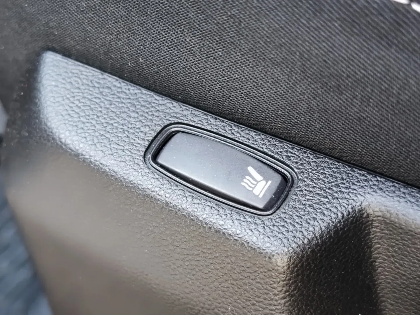 Cumpara/ Vinde online Dacia Duster 2021 SH, la cel mai bun pret pentru tine!