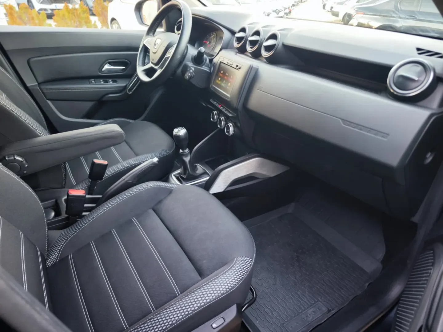 Cumpara/ Vinde online Dacia Duster 2021 SH, la cel mai bun pret pentru tine!