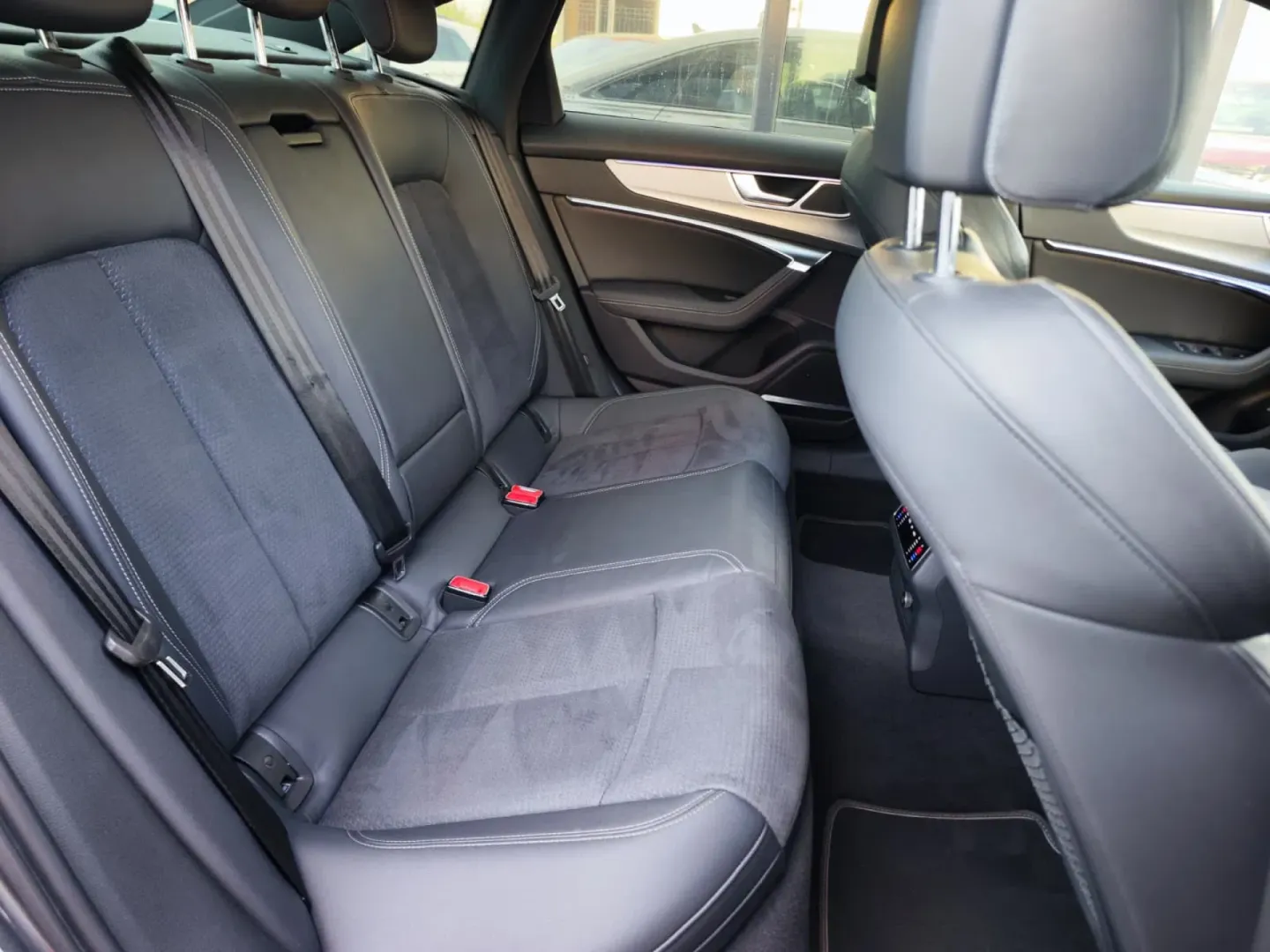 Cumpara/ Vinde online Audi A6 2021 SH, la cel mai bun pret pentru tine!