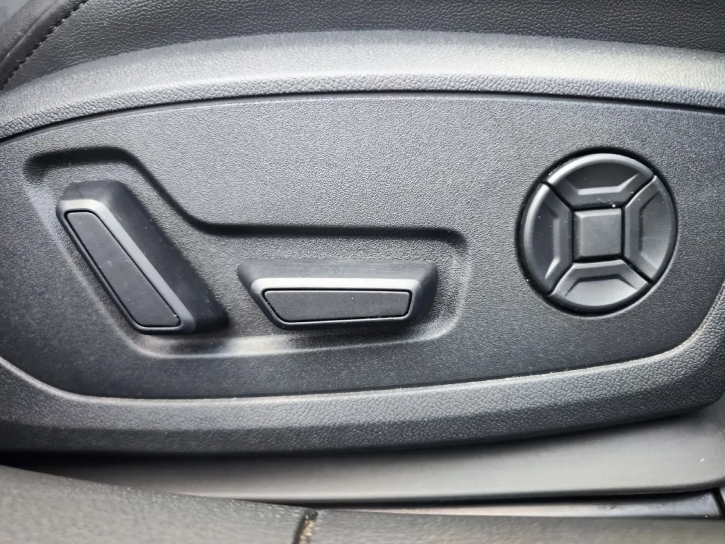 Cumpara/ Vinde online Audi A6 2021 SH, la cel mai bun pret pentru tine!