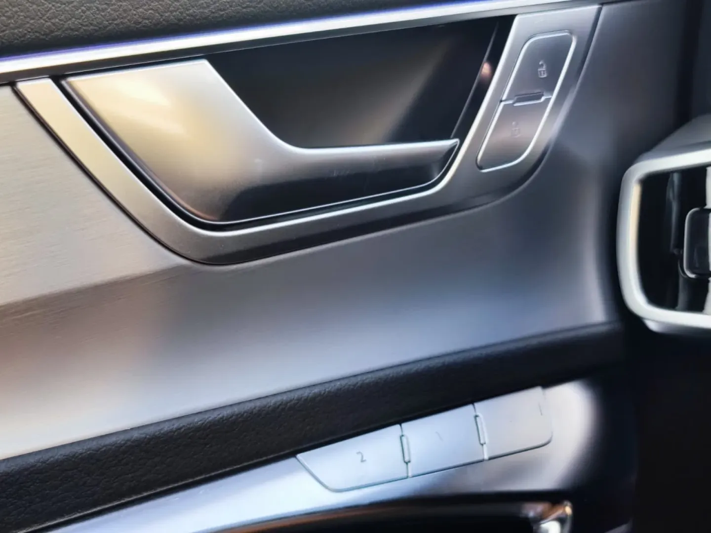 Cumpara/ Vinde online Audi A6 2021 SH, la cel mai bun pret pentru tine!