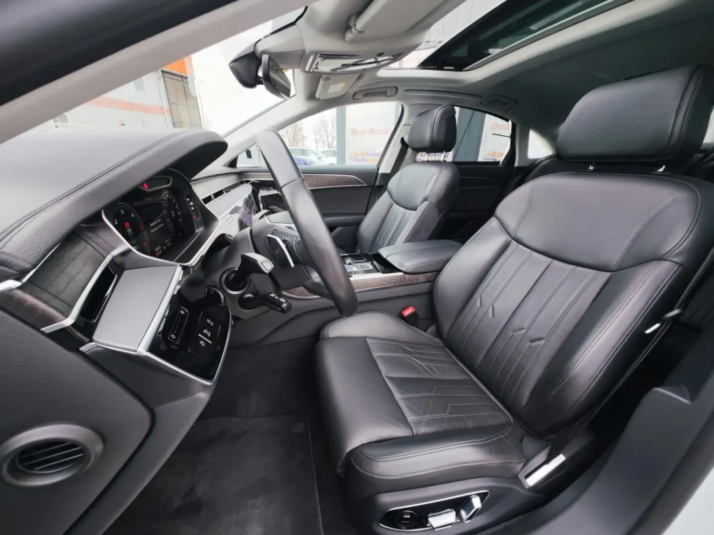 Cumpara/ Vinde online Audi A8 2022 SH, la cel mai bun pret pentru tine!