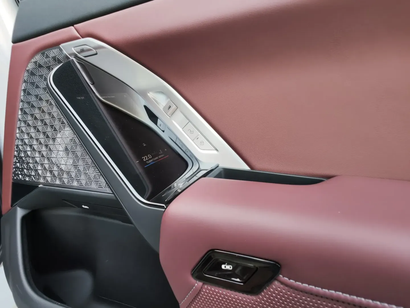 Cumpara/ Vinde online BMW 7 Series 2024 SH, la cel mai bun pret pentru tine!