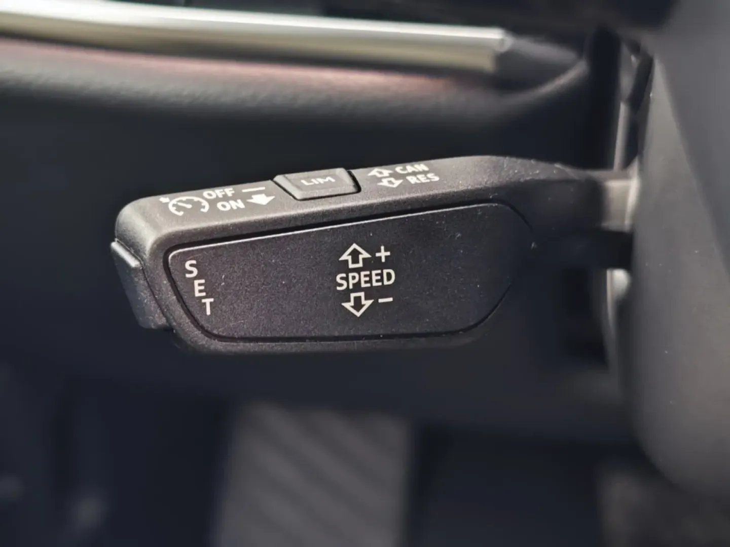 Cumpara/ Vinde online Audi A8 2022 SH, la cel mai bun pret pentru tine!