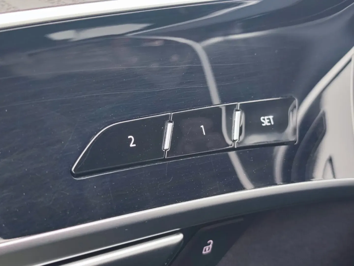 Cumpara/ Vinde online Audi A8 2022 SH, la cel mai bun pret pentru tine!