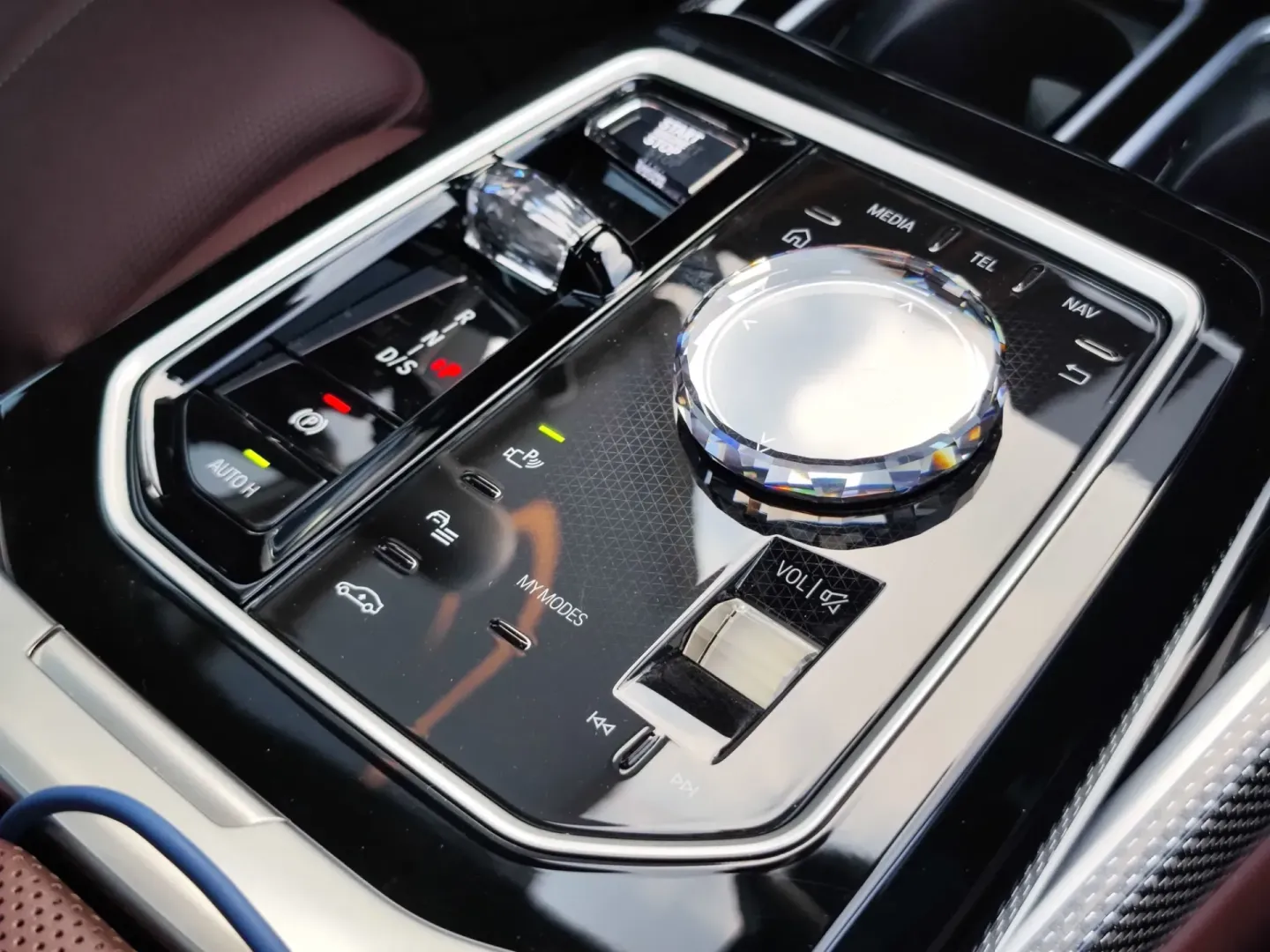 Cumpara/ Vinde online BMW 7 Series 2024 SH, la cel mai bun pret pentru tine!