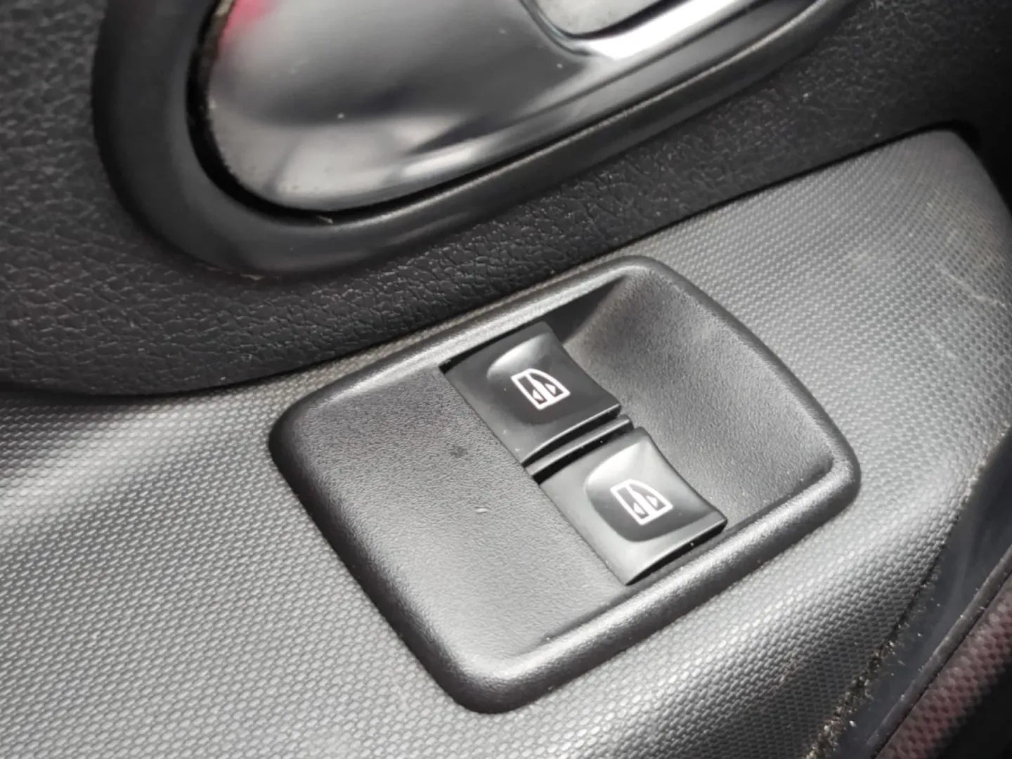 Cumpara/ Vinde online Dacia Logan 2020 SH, la cel mai bun pret pentru tine!
